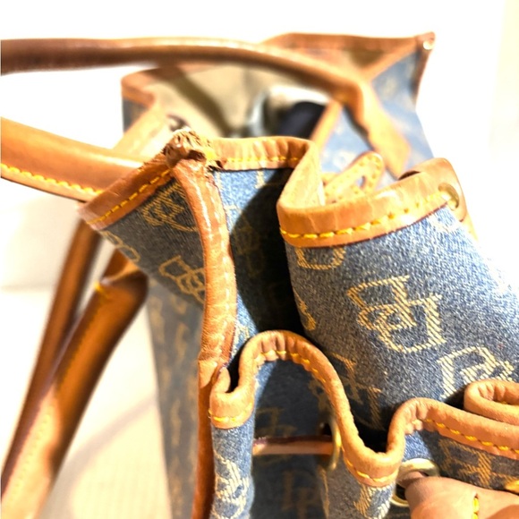 Dooney & Bourke Blue and Brown Monogram canvas / leather Tote bag - Picture 5 of 9